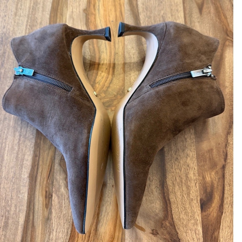 Pelle Moda Womens Brown Suede Pointed Toe Kitten Heel Ankle Booties Size 6M - Picture 4 of 11